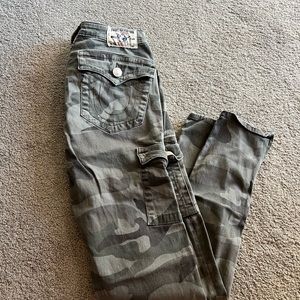 true religion cargos